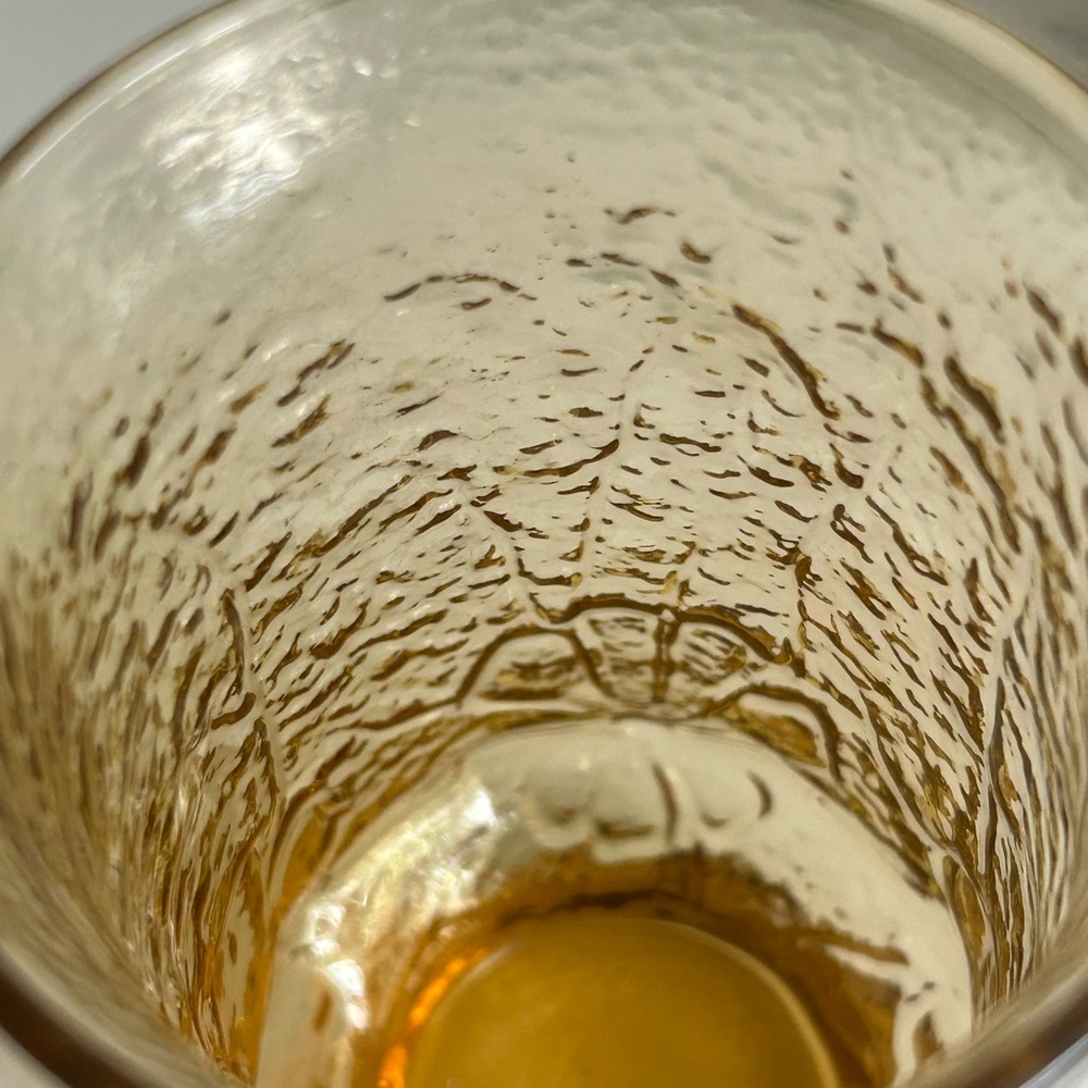 Anchor Hocking Rainflower Amber textured glass tumblers set of 2 - Picture 6 of 9